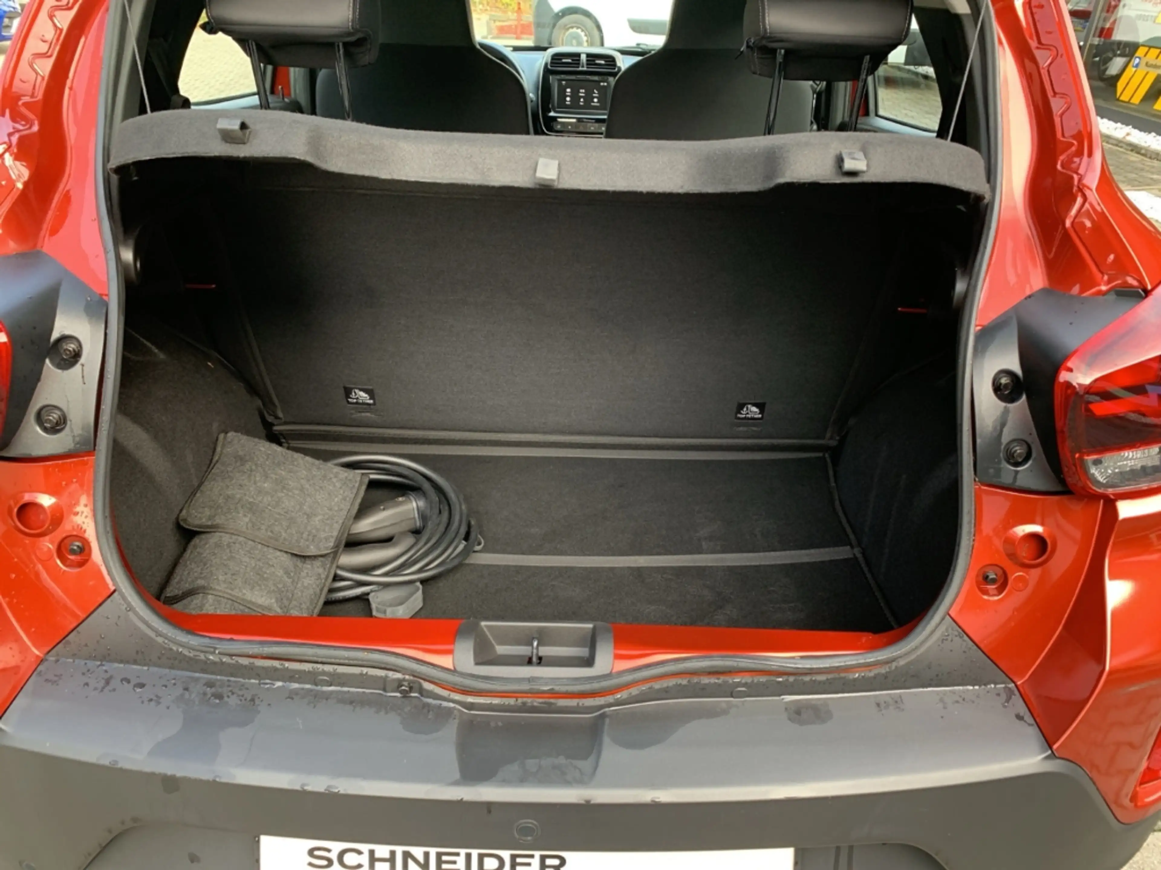 Dacia Spring EXPRESSION ESSENTIAL ELECTRIC 45 CCS+NAVIGATION+ — photo 12