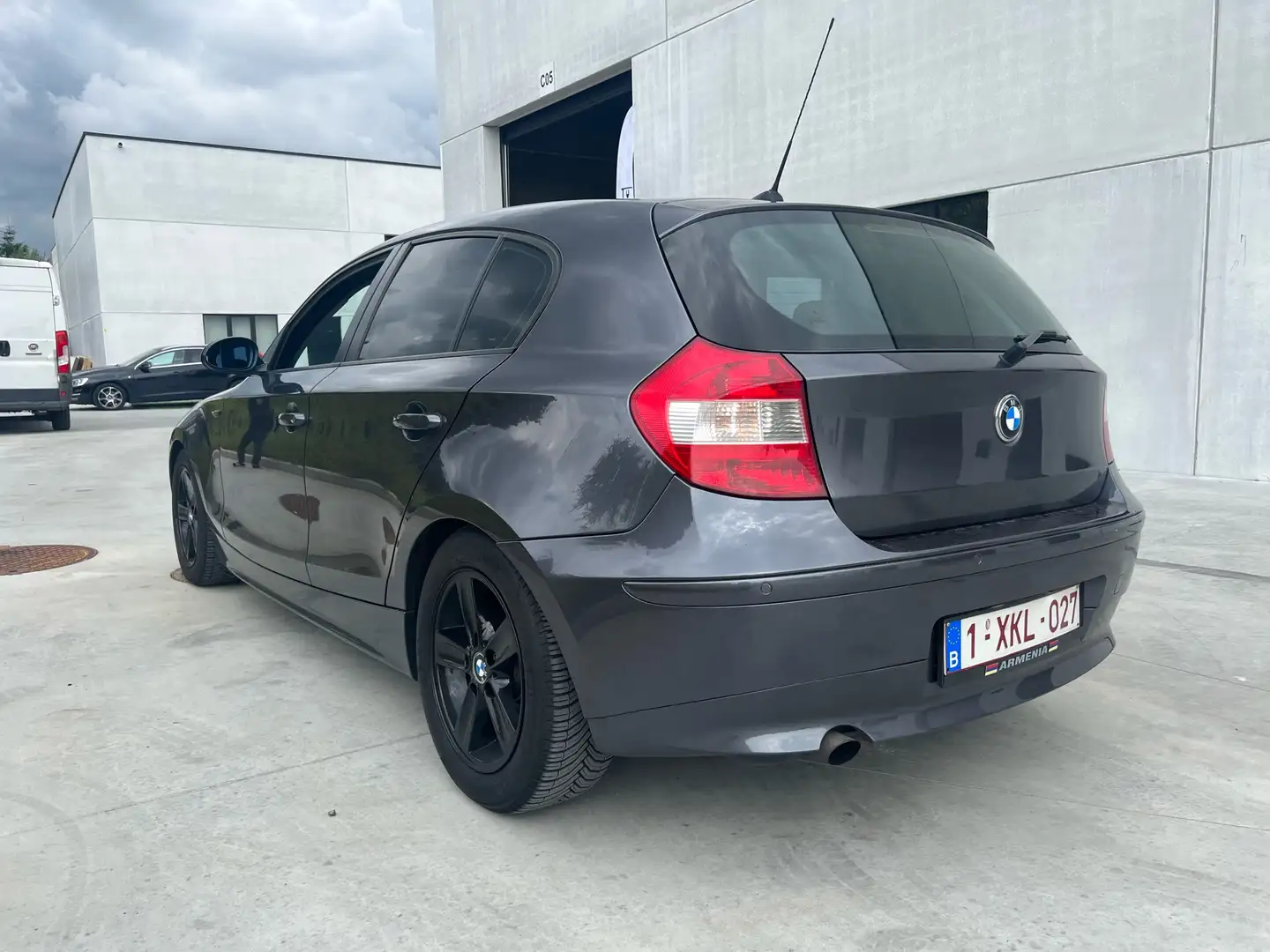 BMW 116 116i Gris - 2