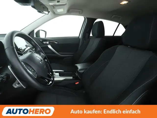 Mitsubishi Eclipse Cross view 10