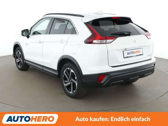 Mitsubishi Eclipse Cross view 4