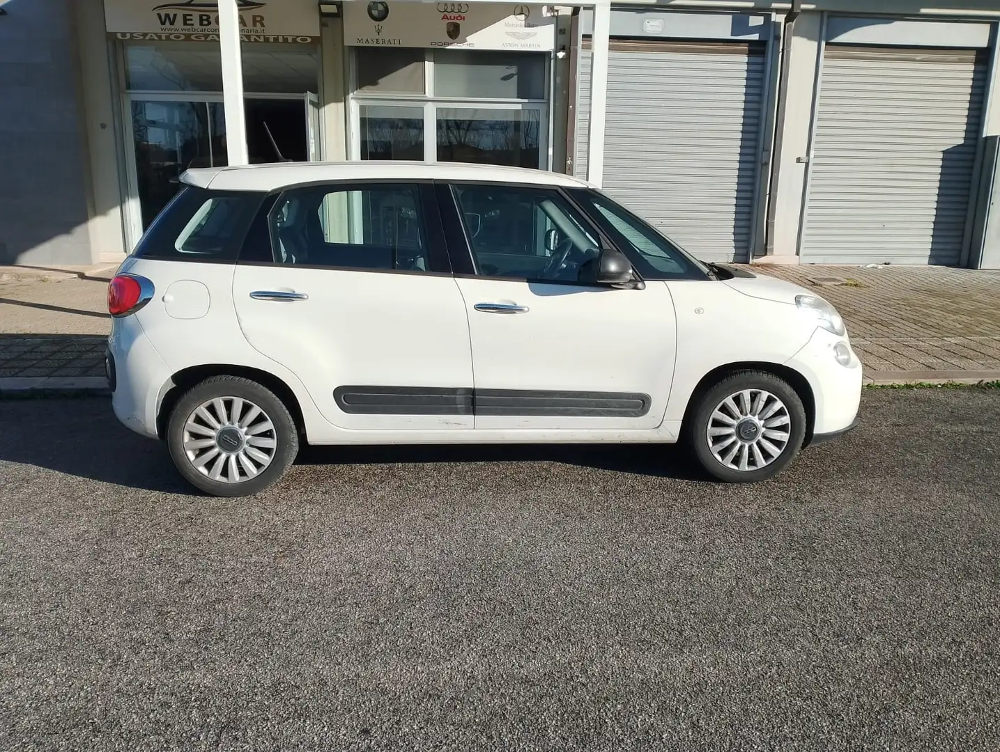 Fiat 500L Living 1.3 mjt Lounge 85cv - 1