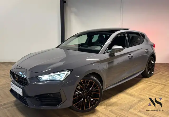 CUPRA Leon 1.4 e-Hybrid VZ Performance PANO KEYLESS VOL'