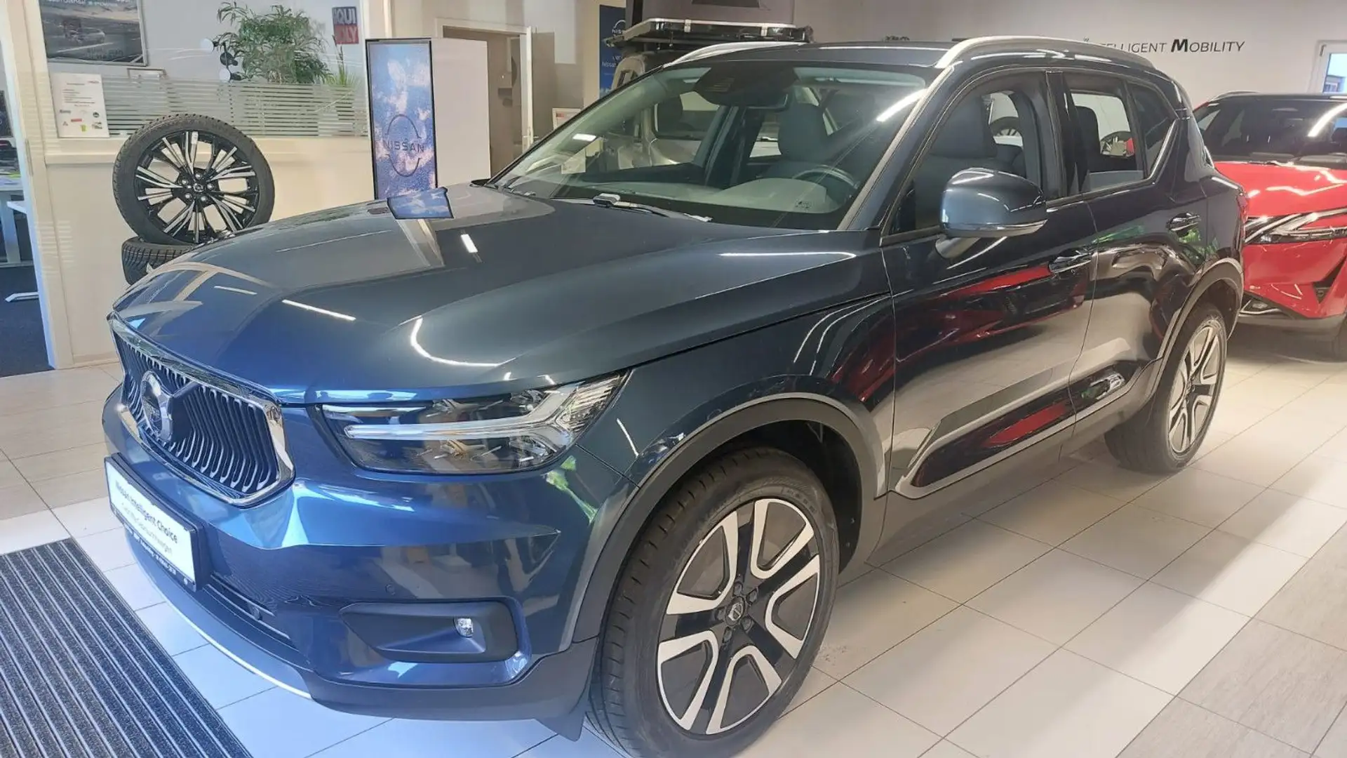 Volvo XC40 XC40 Momentum Pro 2WD Blau - 1