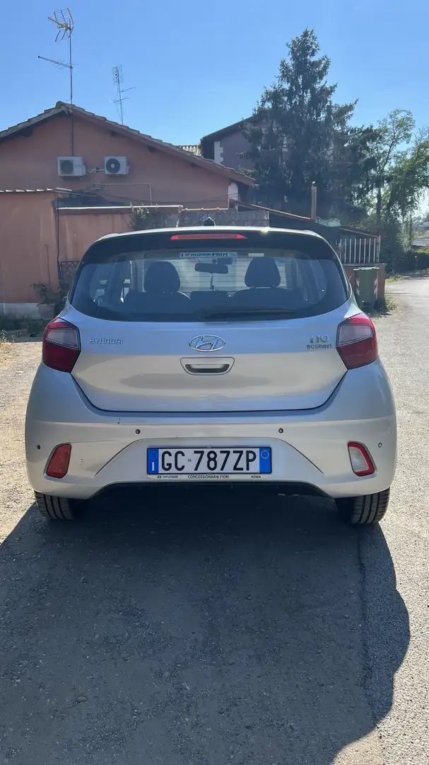 Hyundai i10 1.0 Tech econext Gpl - 1