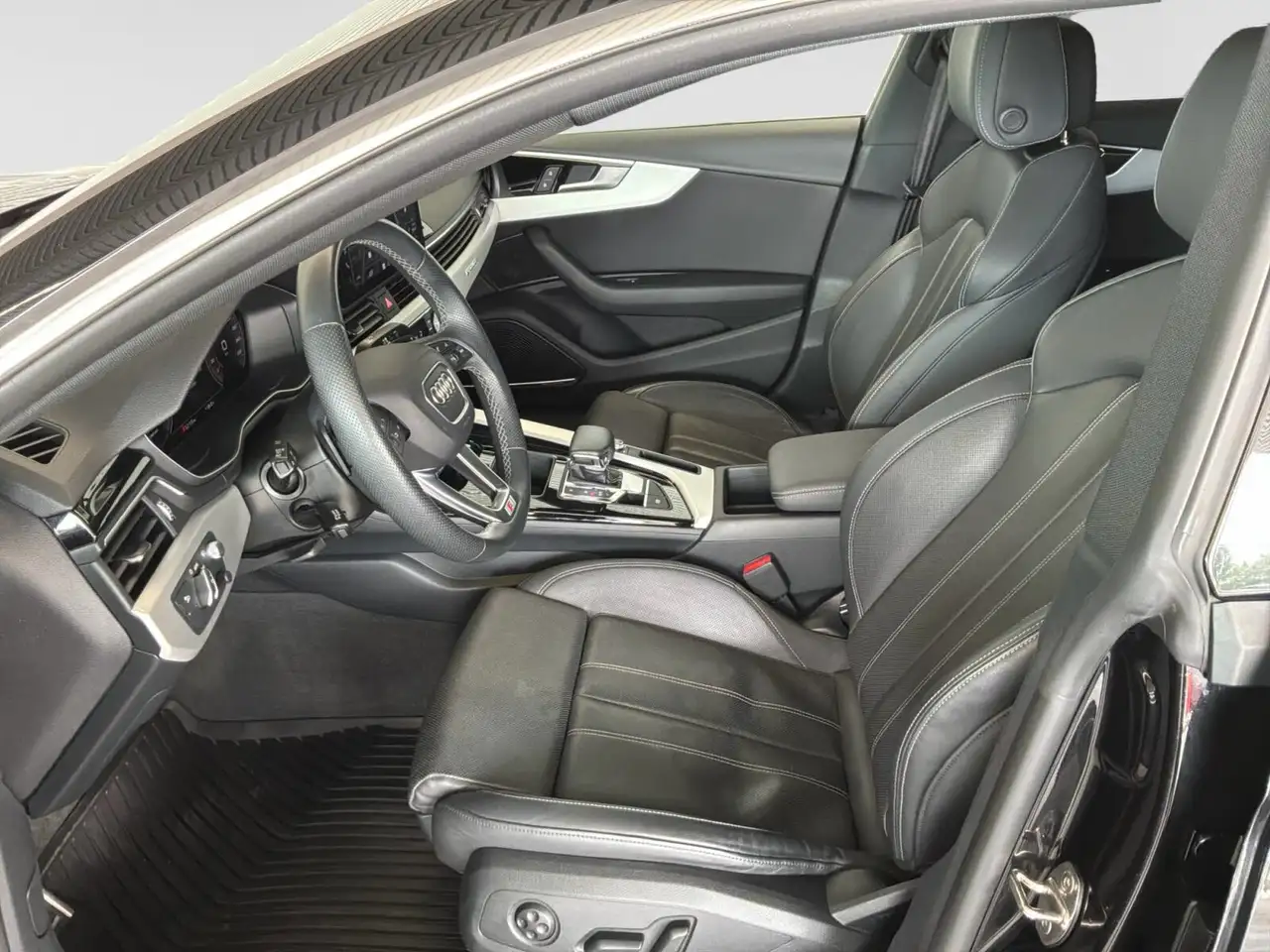 Audi A5 снимка Audi A5