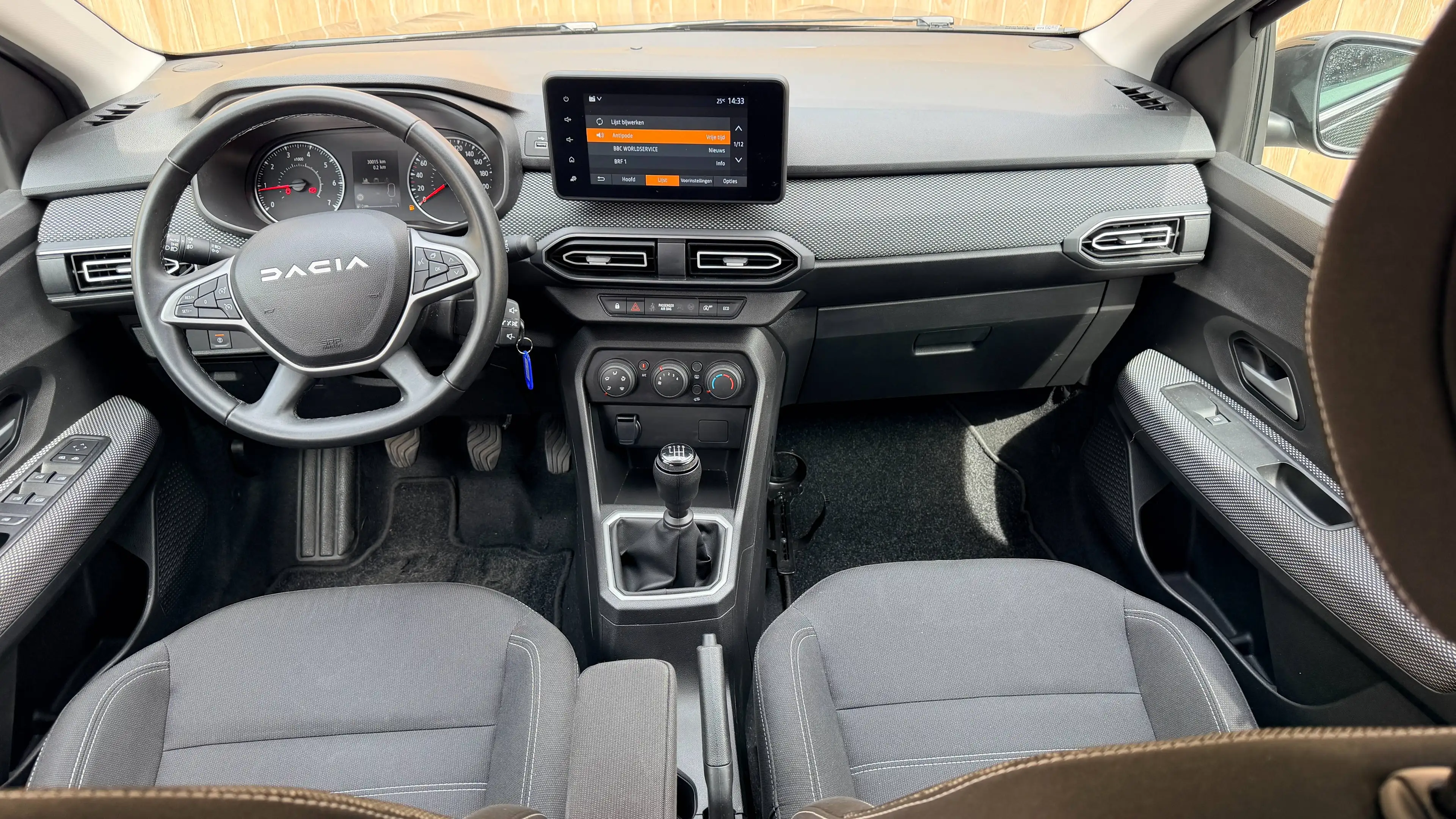 Dacia Jogger Jogger 1.0 TCe Essential 5pl. — photo 8