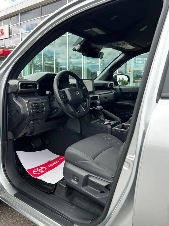 Toyota Tacoma photo Toyota Tacoma