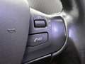 Peugeot 2008 1.2 PureTech Allure 110pk | Climate Control | Navi Zwart - thumbnail 18