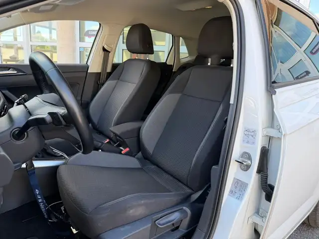 Volkswagen Polo view 10