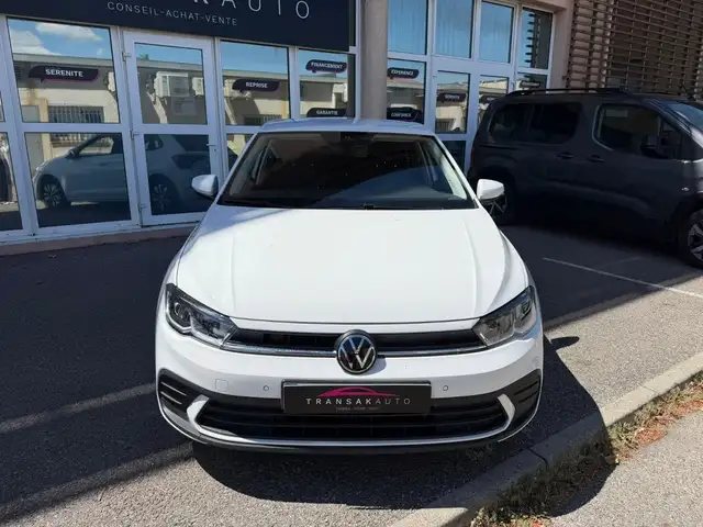 Volkswagen Polo view 2