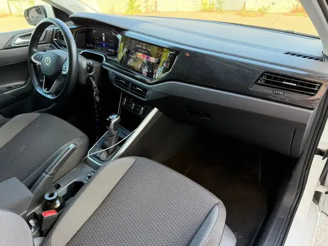 Volkswagen Polo view 11