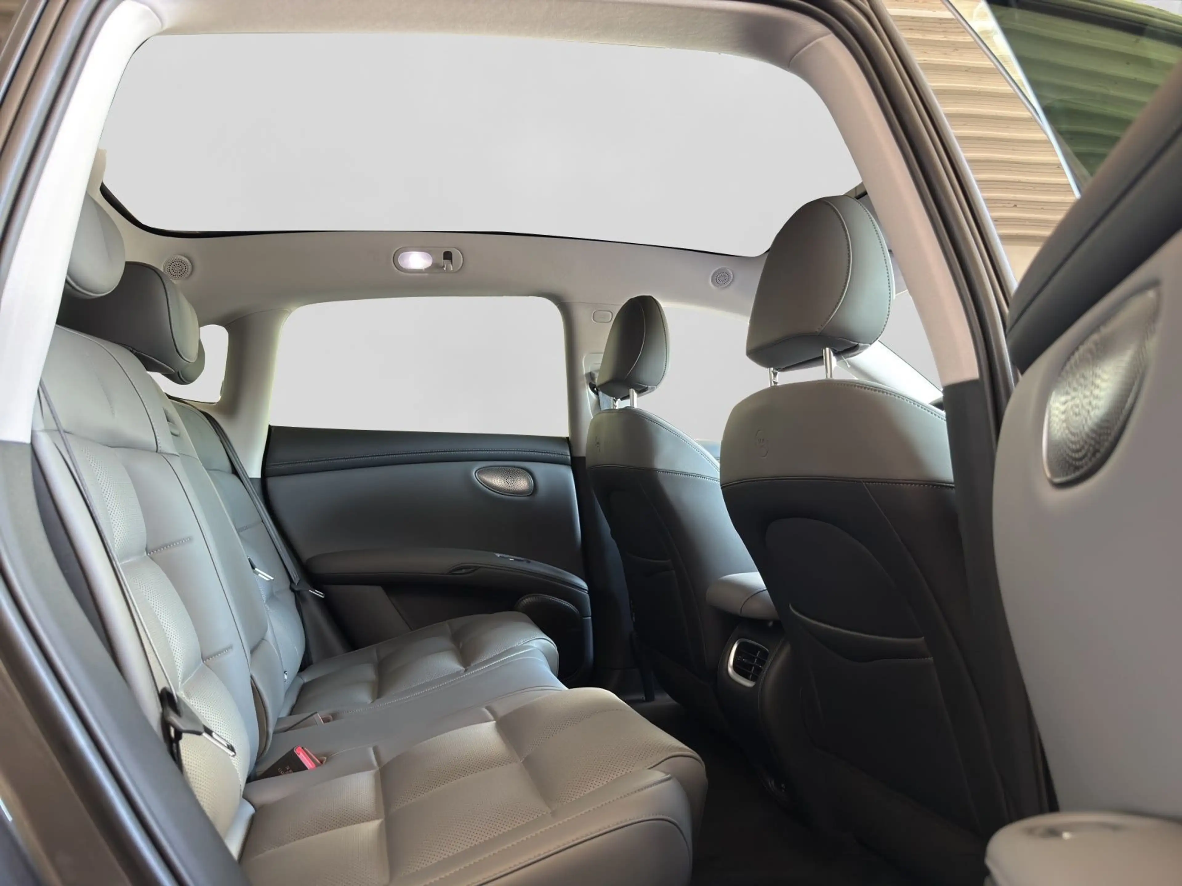 MG EV AWD PREMIUM DrivePack Panodach 360 Grad — photo 6