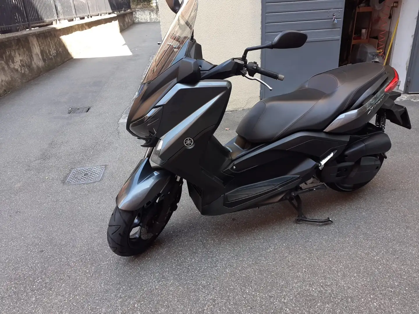 Yamaha X-Max 125 Nero - 2