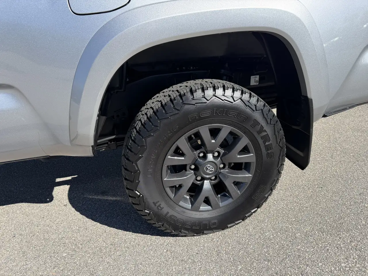 Toyota Tacoma photo Toyota Tacoma
