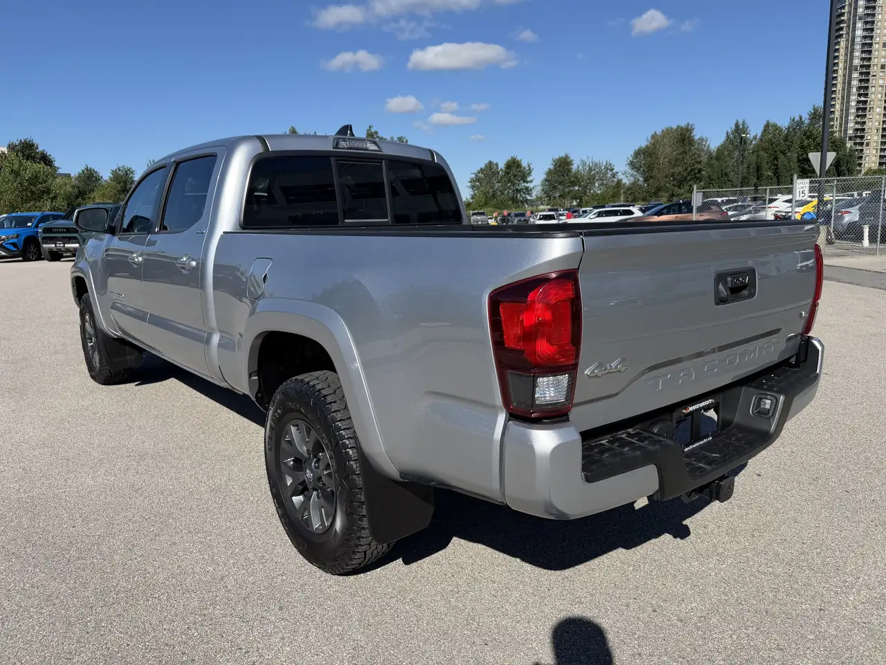 Toyota Tacoma photo Toyota Tacoma