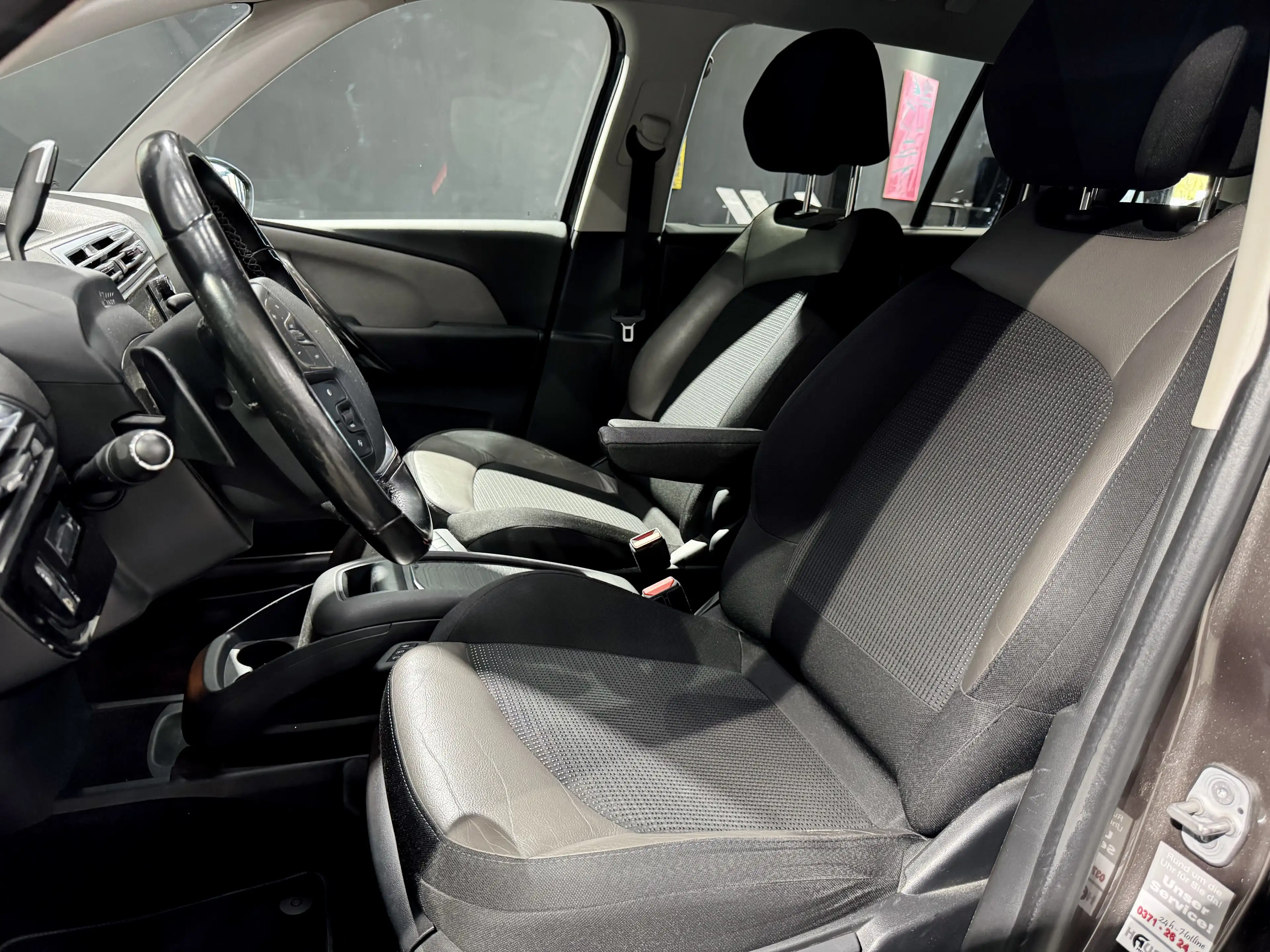 Citroen Grand C4 SpaceTourer Exclusive*Automatik*Navi*Kamera*SitzHz*AHK*TÜV NEU — photo 11