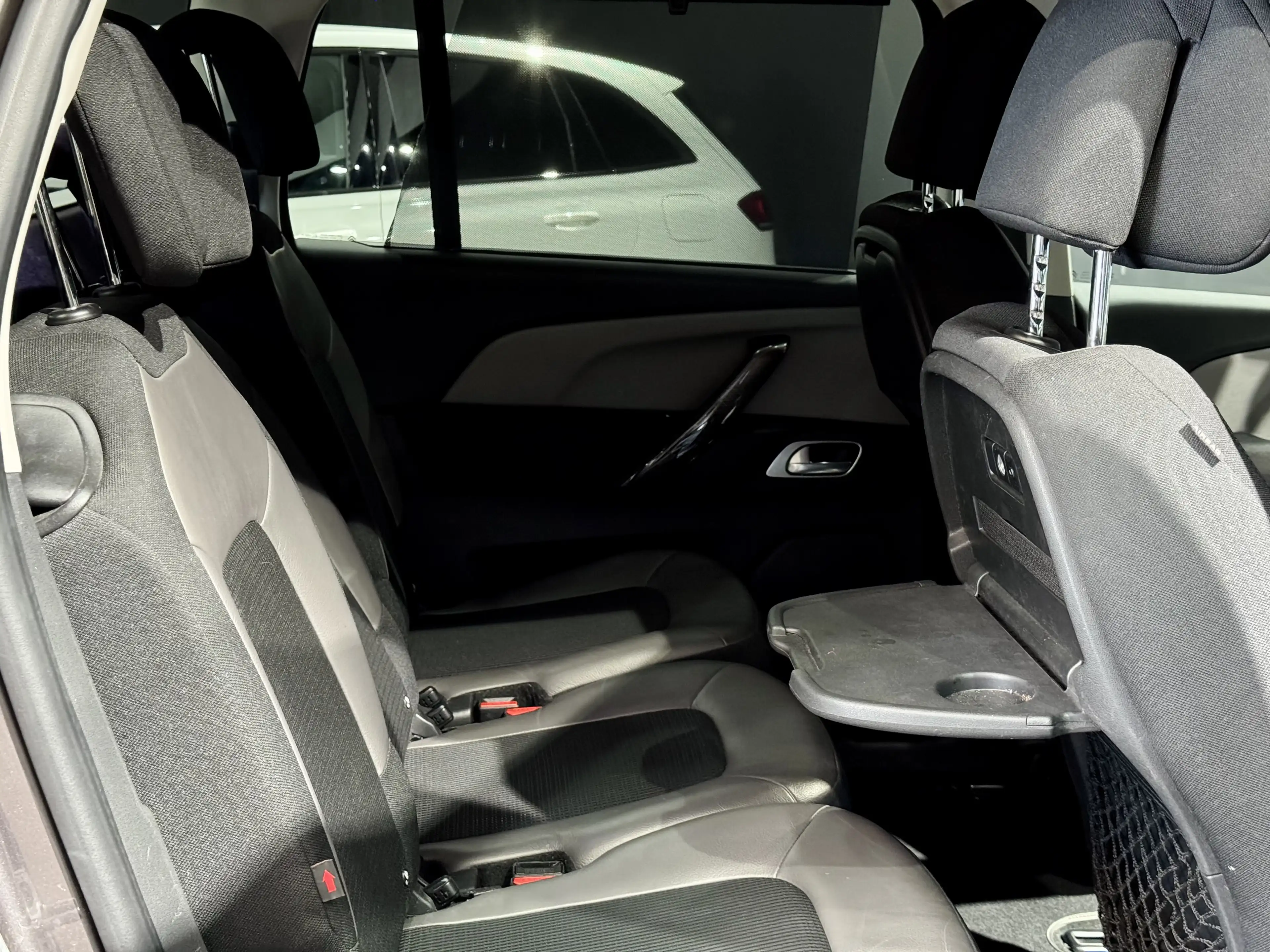 Citroen Grand C4 SpaceTourer Exclusive*Automatik*Navi*Kamera*SitzHz*AHK*TÜV NEU — photo 15