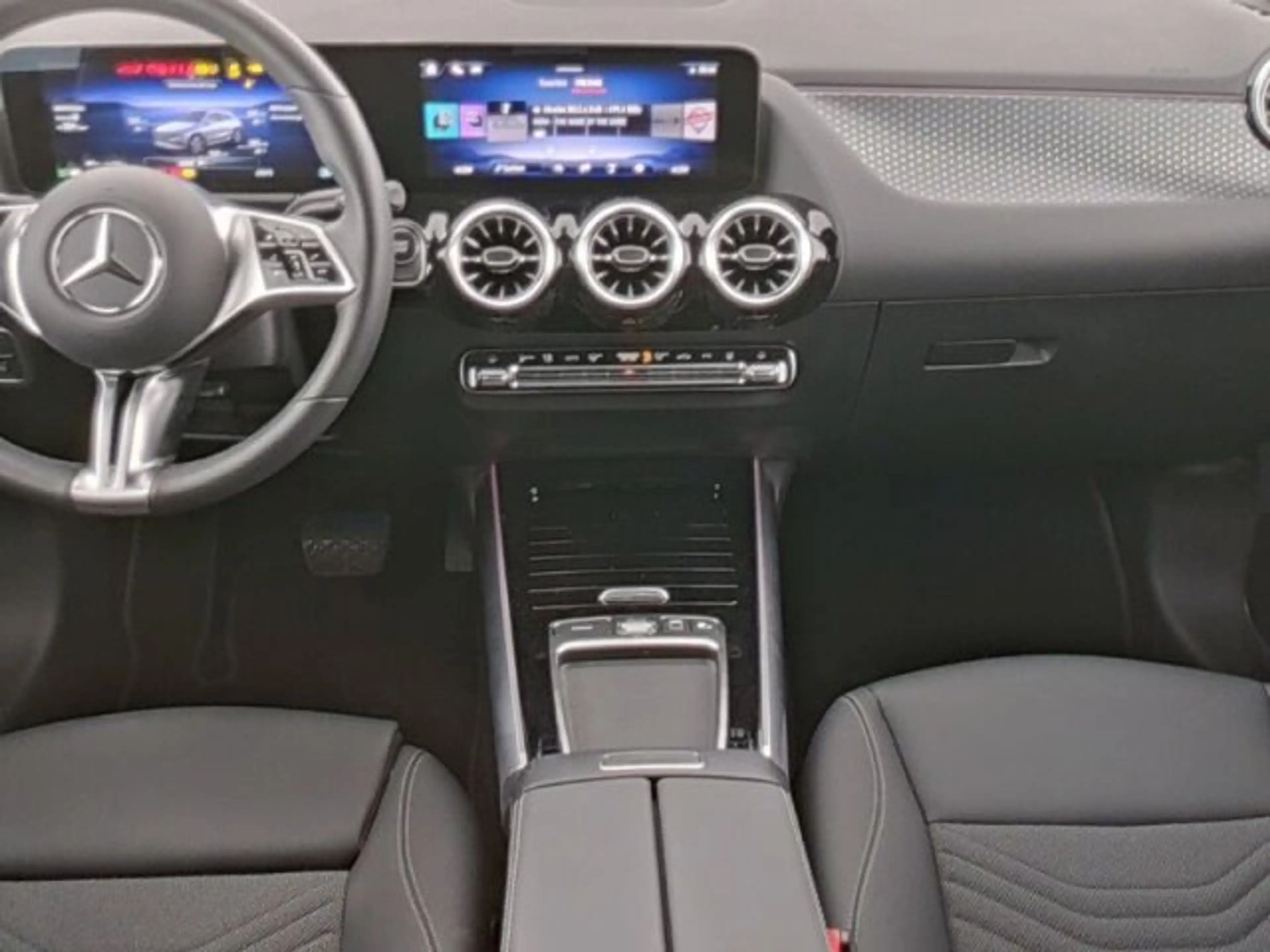 Mercedes-Benz EQA 250 EQA 250+ Progressive Advanced Plus AHK Distronic — photo 4