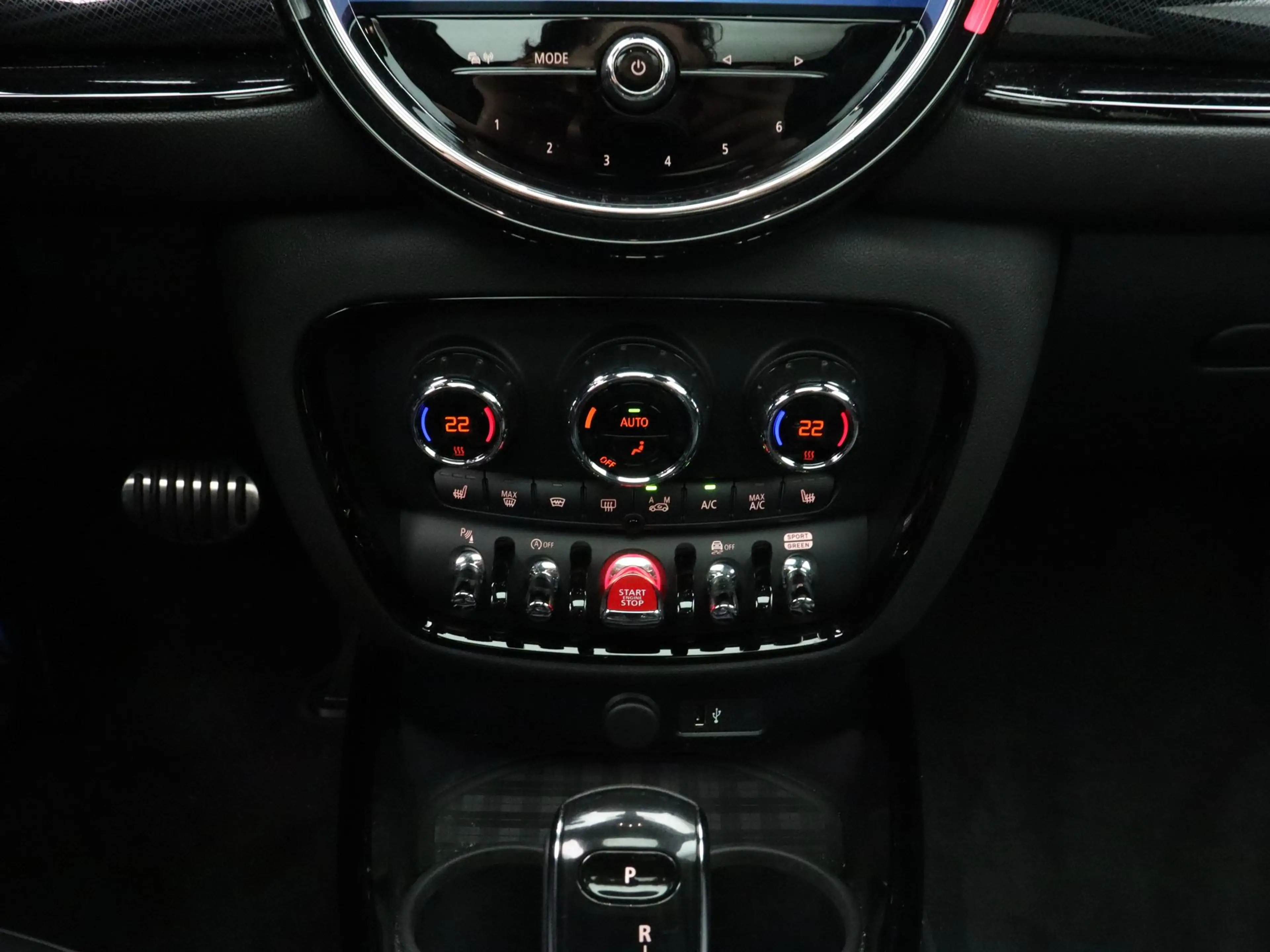 MINI John Cooper Works Clubman ALL4 Aut. — photo 13