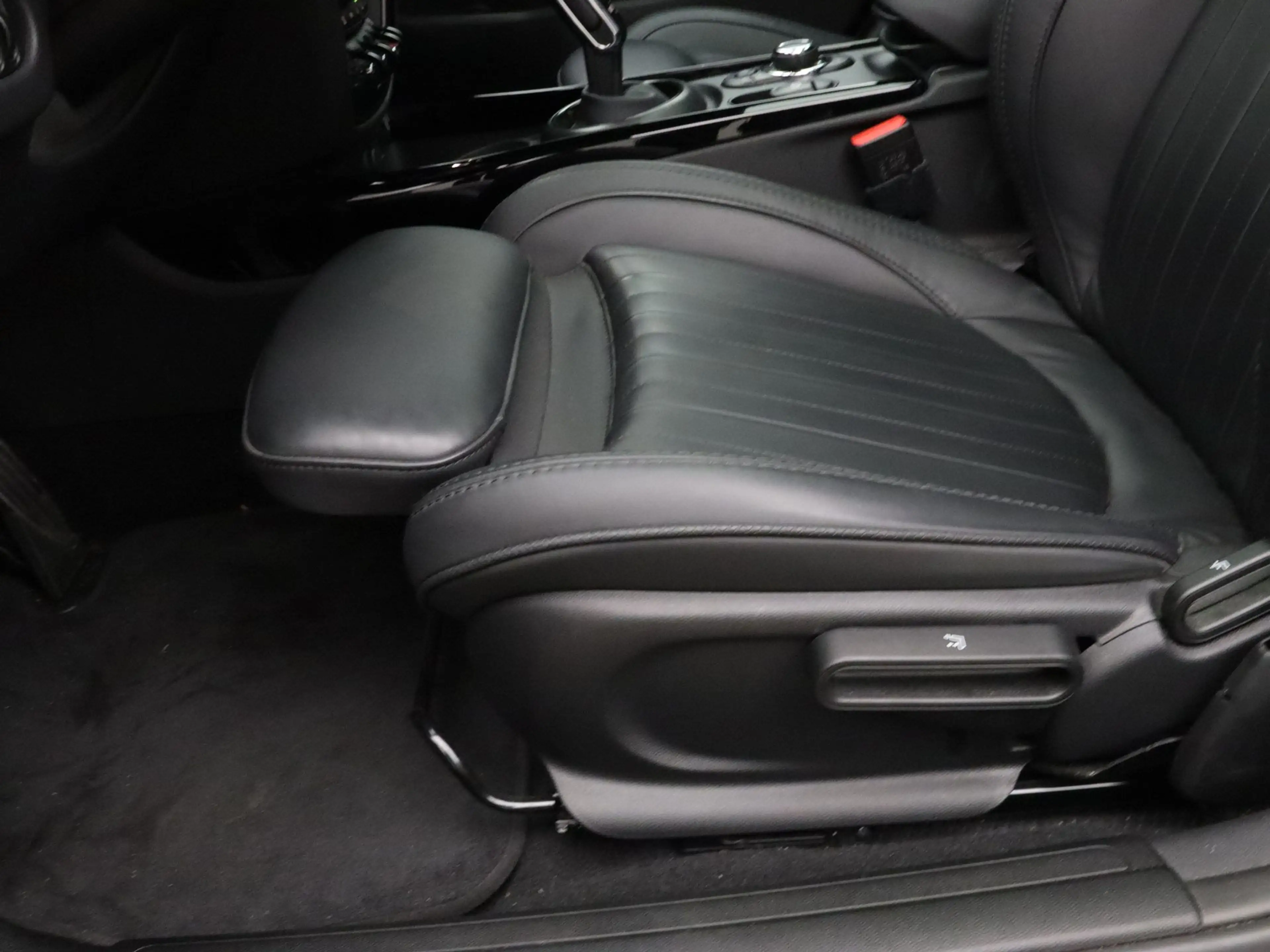 MINI John Cooper Works Clubman ALL4 Aut. — photo 15
