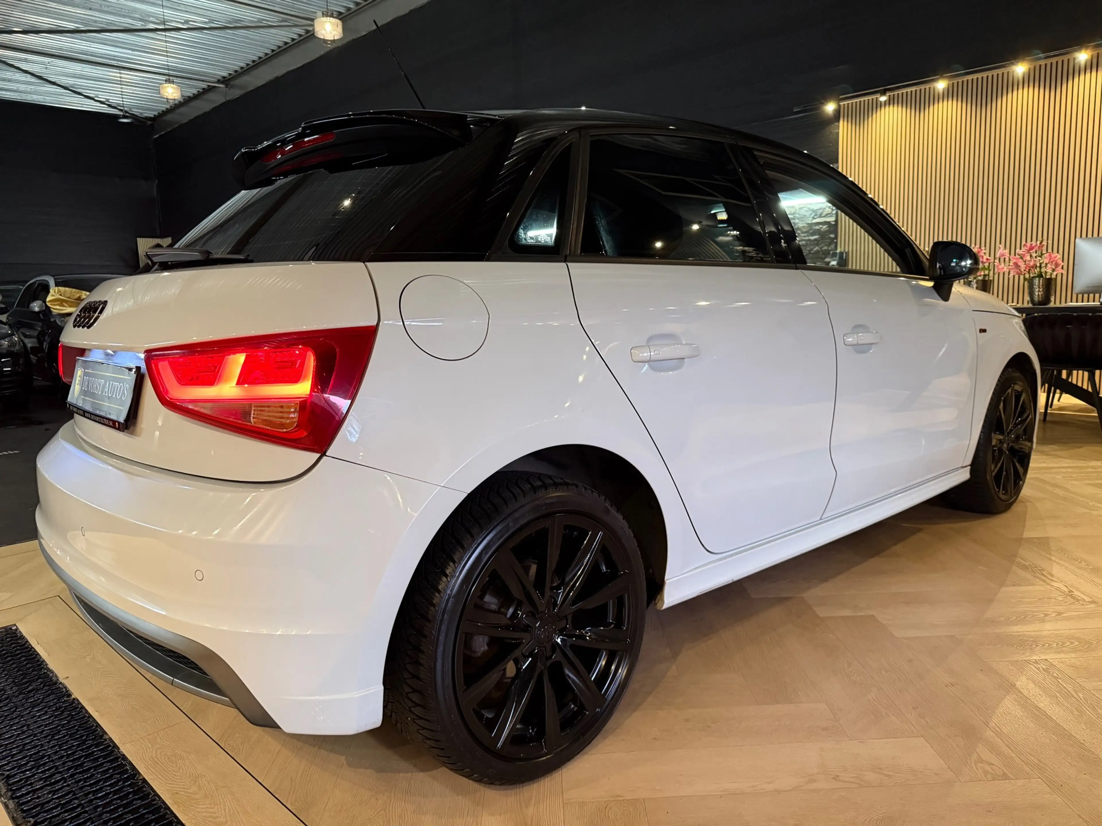 Audi A1 Sportback 1.2 TFSI S-Line | Bluetooth | Stoelverwa — photo 6