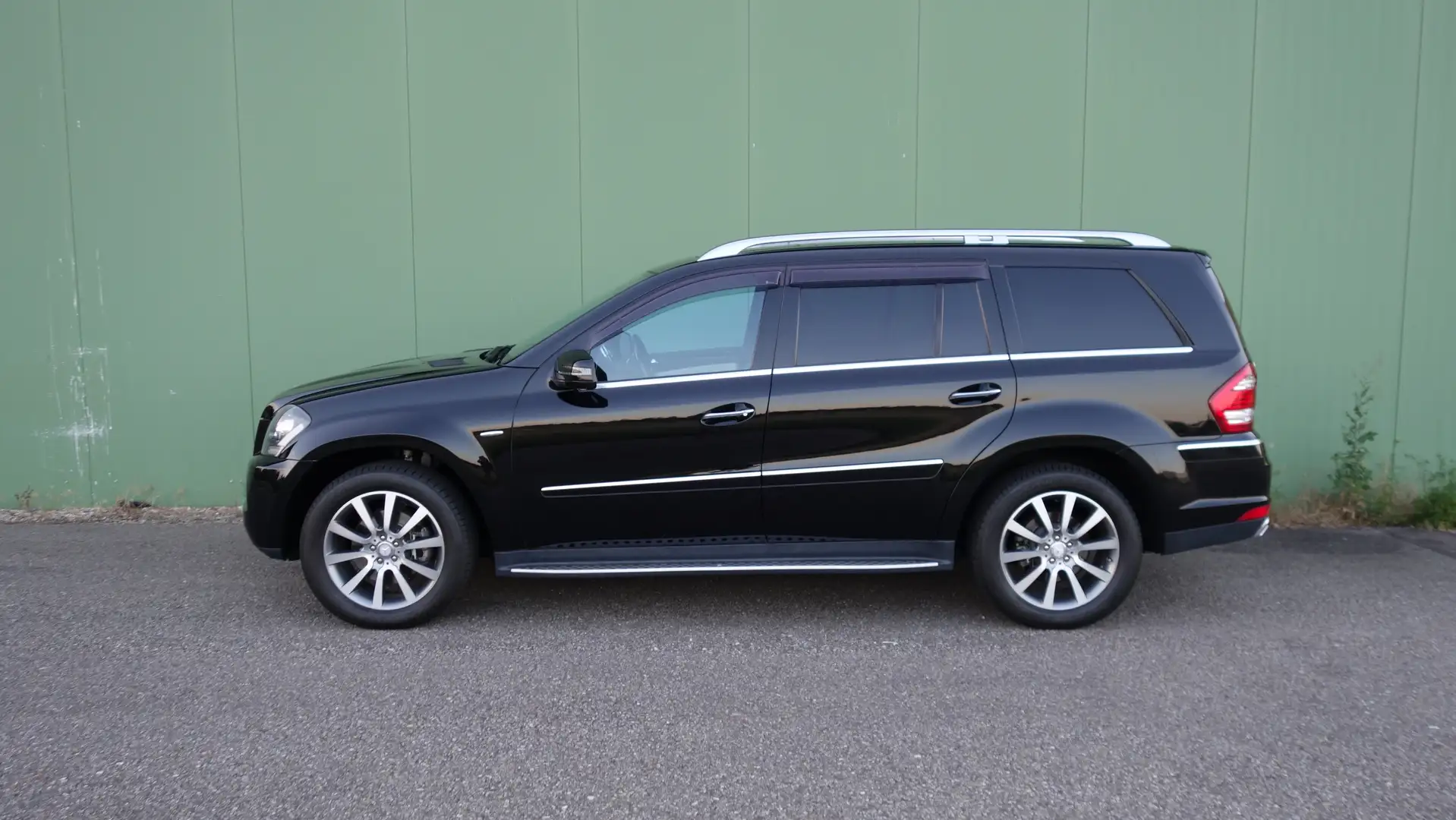 Mercedes-Benz GL 500 GL 550 4Matic 7G-TRONIC Grand Edition Zwart - 1
