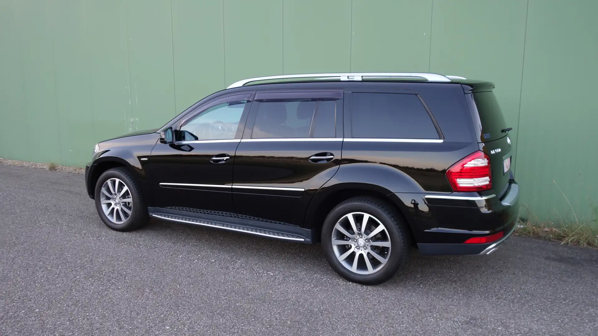 Mercedes-Benz GL 500 GL 550 4Matic 7G-TRONIC Grand Edition Zwart - 2