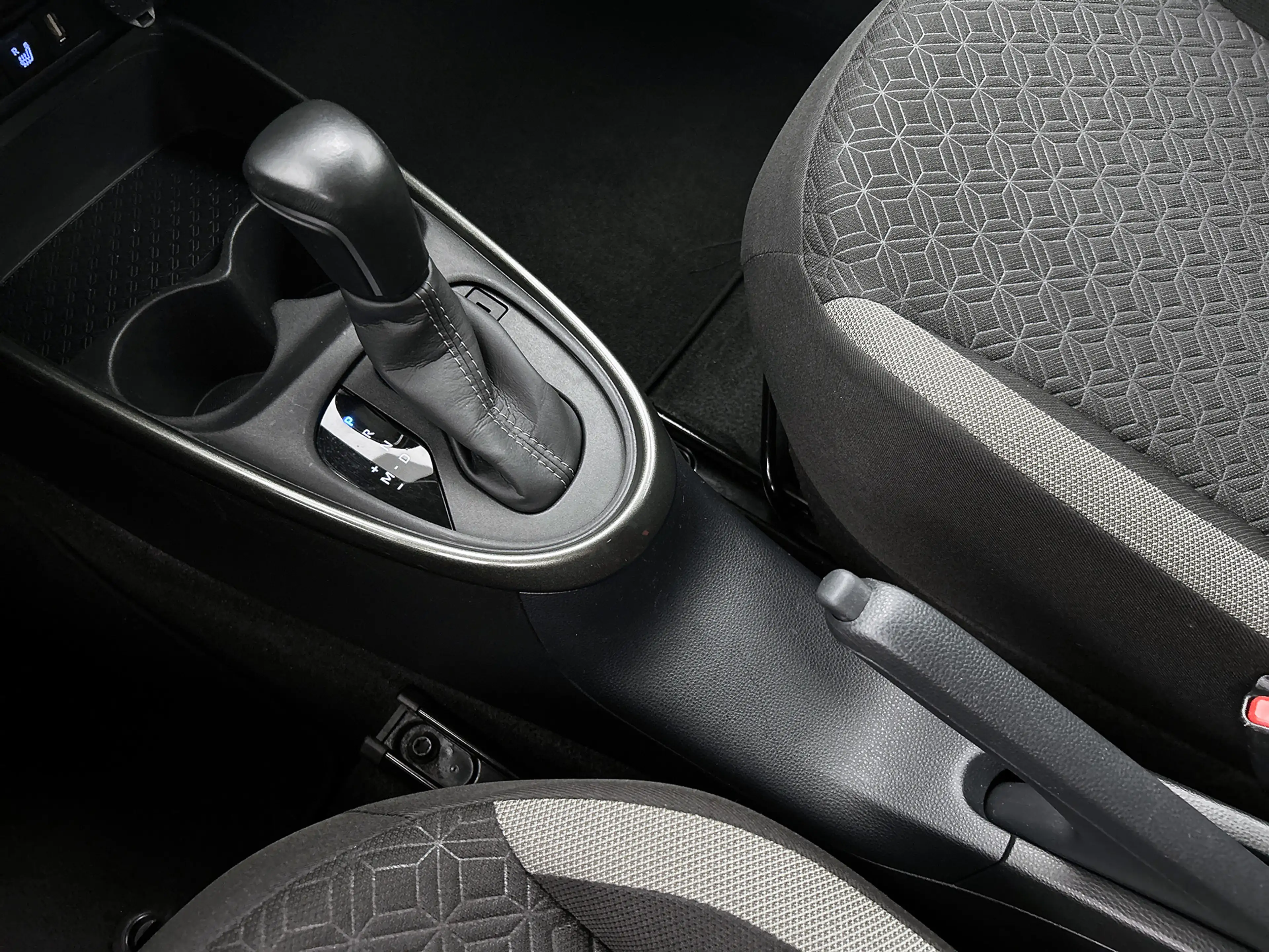 Toyota Aygo X 1.0 VVT-i S-CVT first Limited | Automaat | Stoelve — photo 11