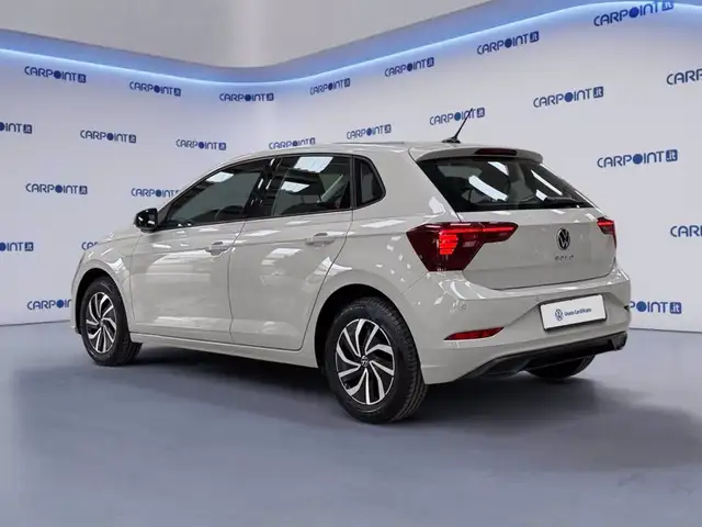 Volkswagen Polo view 4