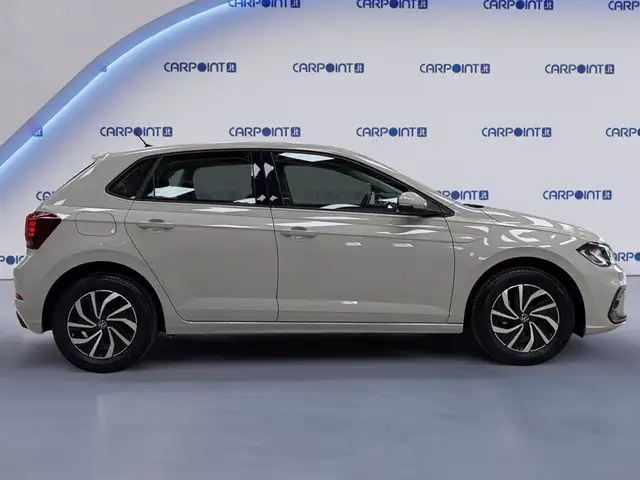 Volkswagen Polo view 7