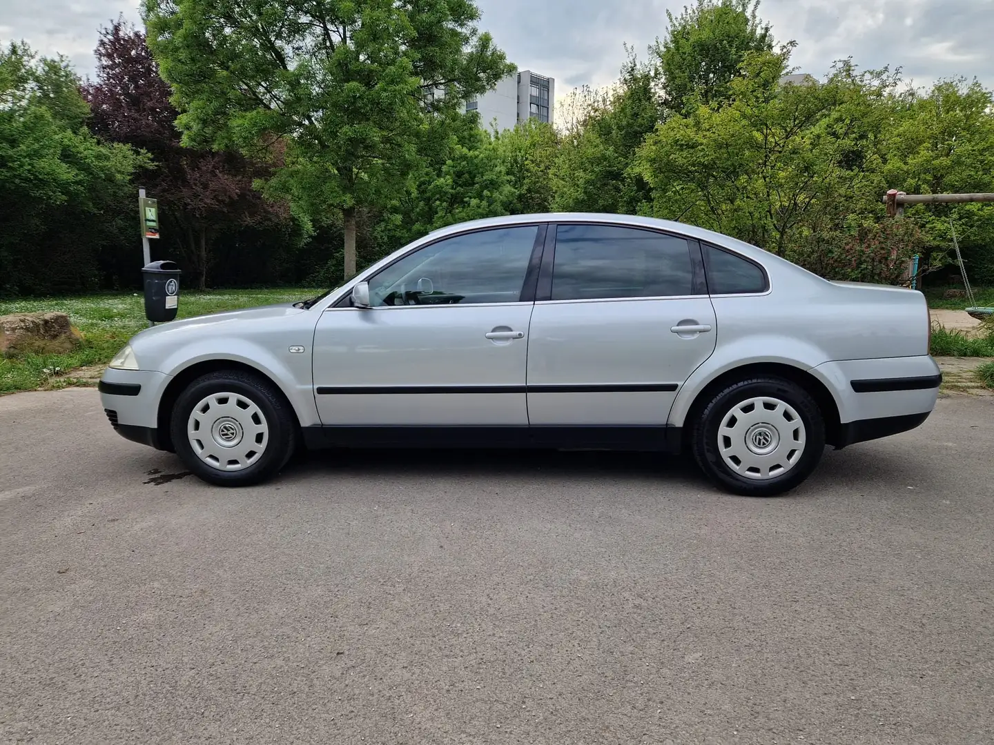 Volkswagen Passat Family,Servo,Klima,Tüv 2026 Gris - 2