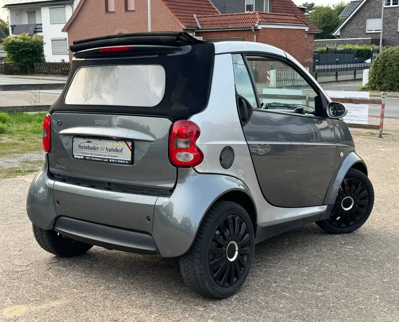 smart forTwo Basis Grau - 2