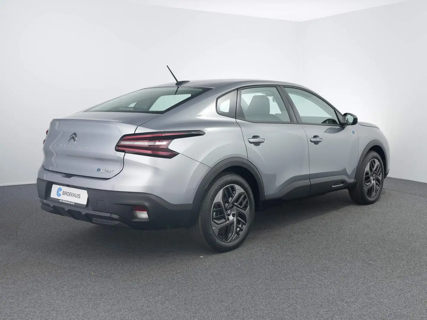 Citroen E-C4 X Plus 54 kWh | Achteruitrijcamera | Airco (automati Gris - 2