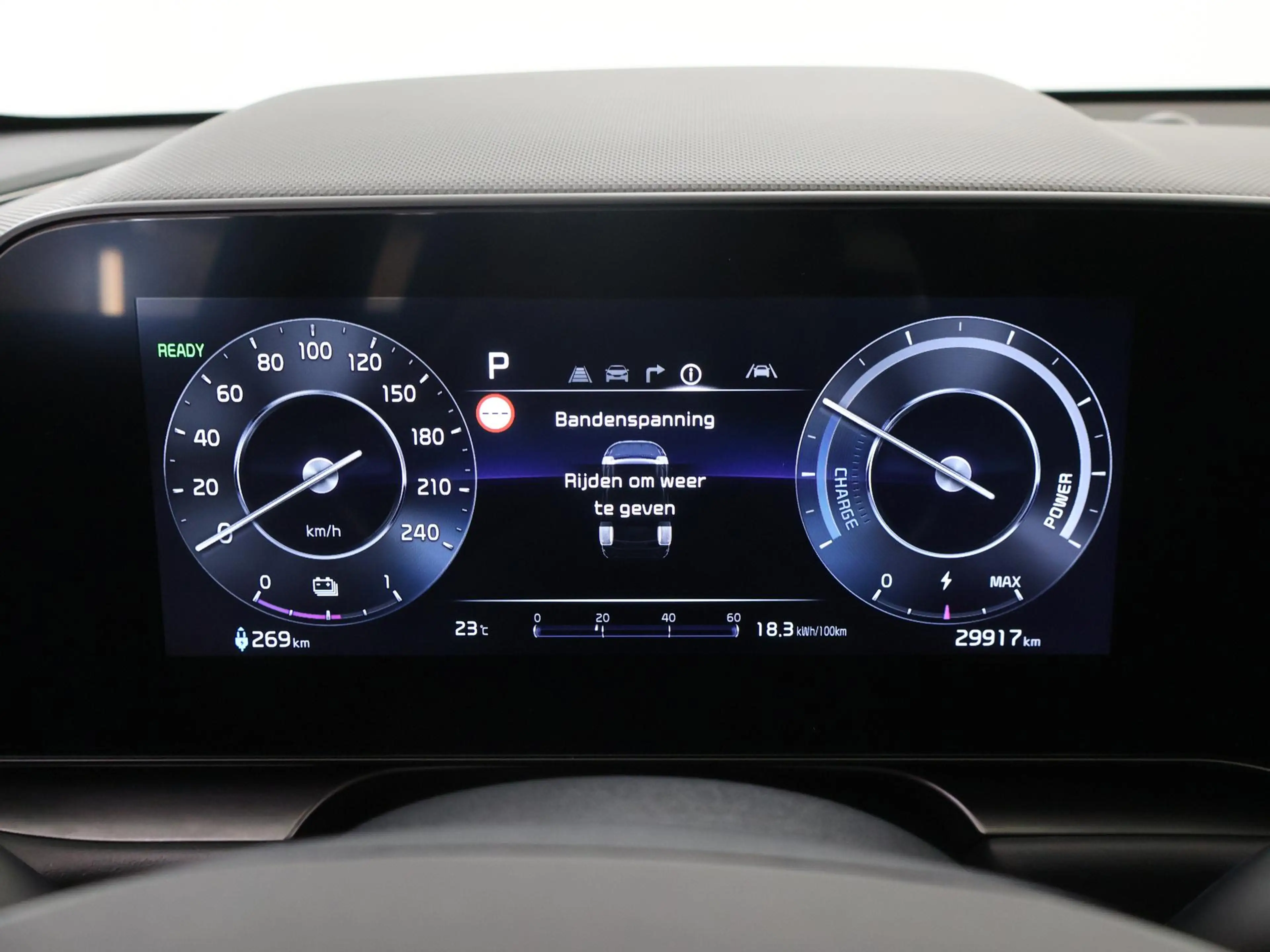 Kia e-Niro EV Edition Advanced 64.8 kWh | Navigatie | Parkeer — photo 13