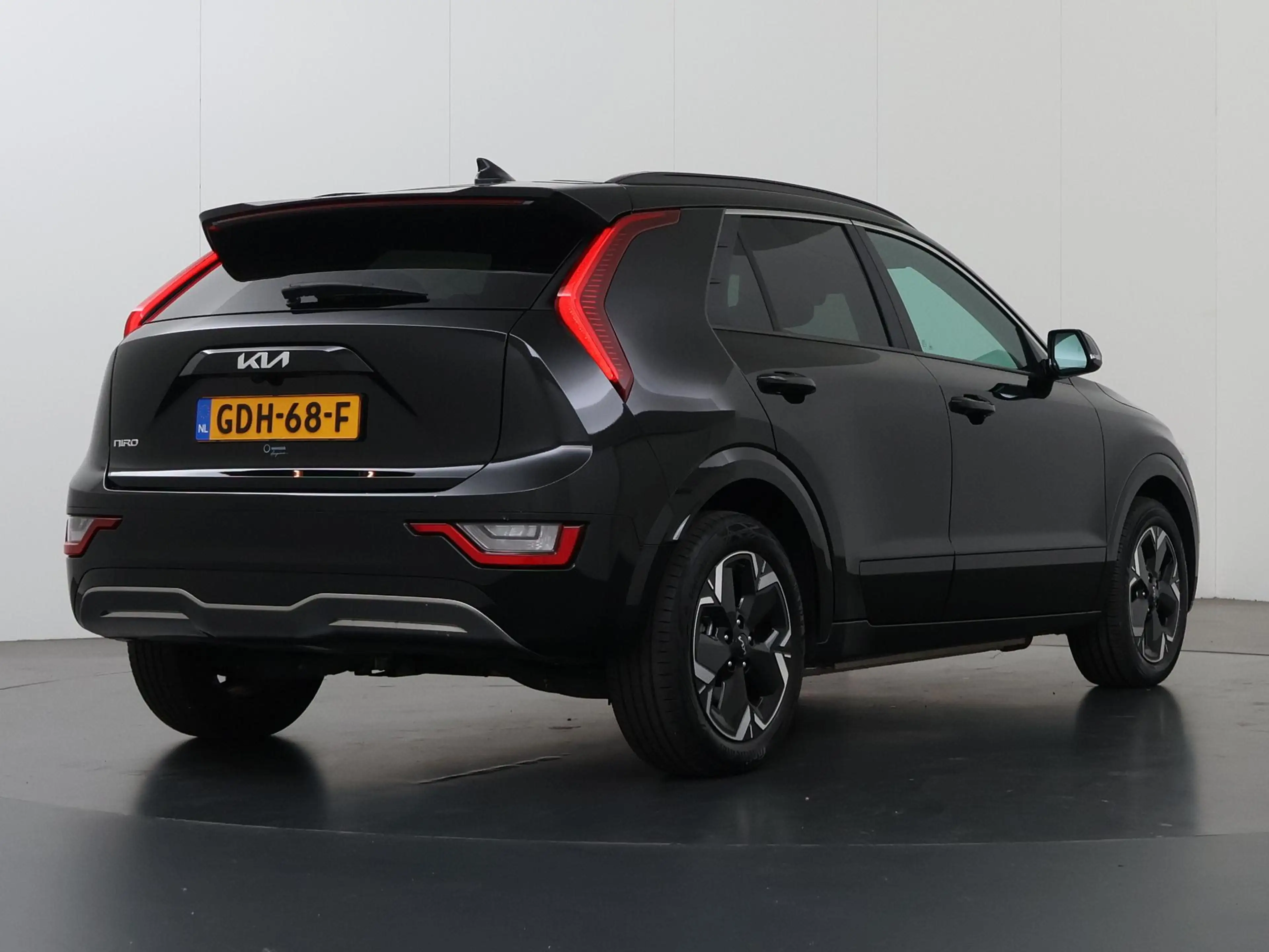 Kia e-Niro EV Edition Advanced 64.8 kWh | Navigatie | Parkeer — photo 2