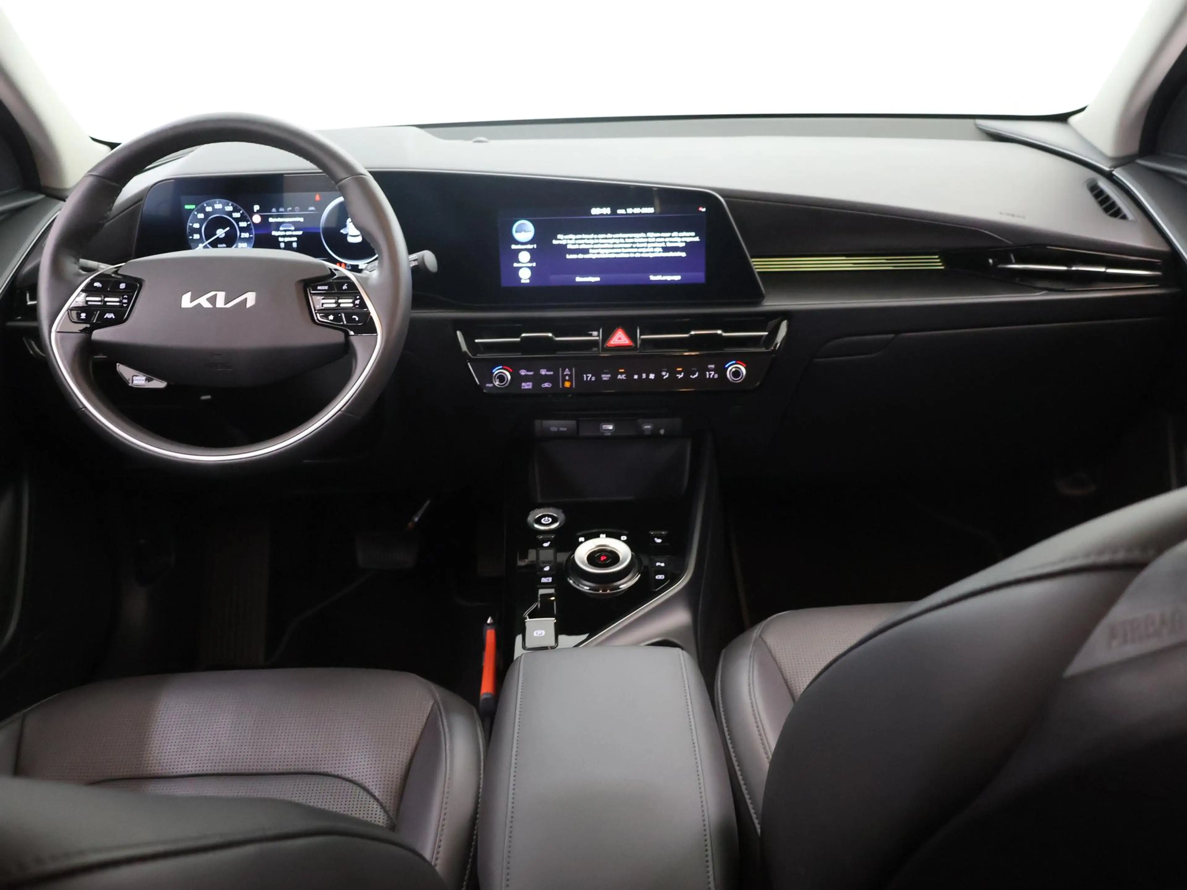 Kia e-Niro EV Edition Advanced 64.8 kWh | Navigatie | Parkeer — photo 8