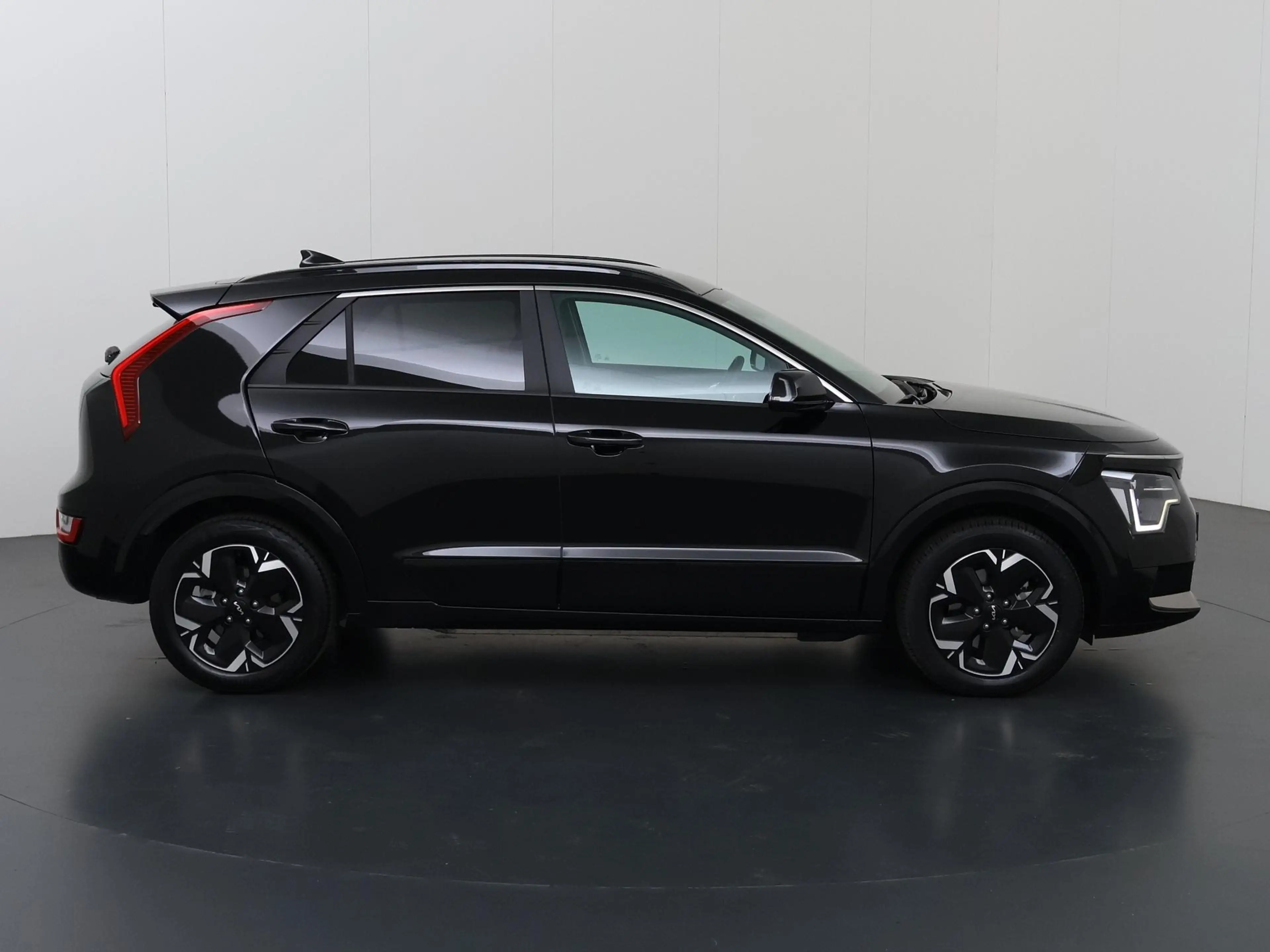 Kia e-Niro EV Edition Advanced 64.8 kWh | Navigatie | Parkeer — photo 6