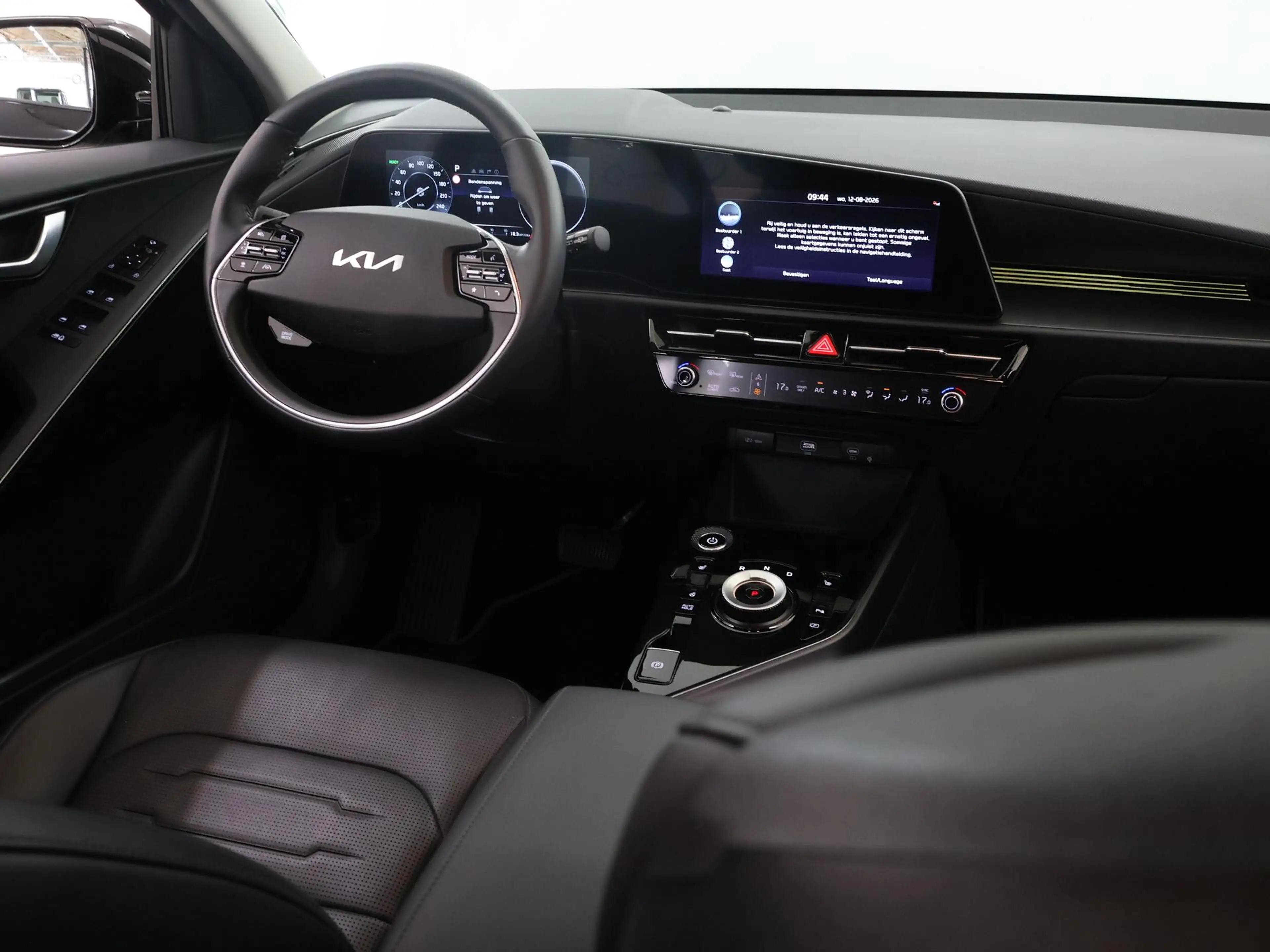 Kia e-Niro EV Edition Advanced 64.8 kWh | Navigatie | Parkeer — photo 9