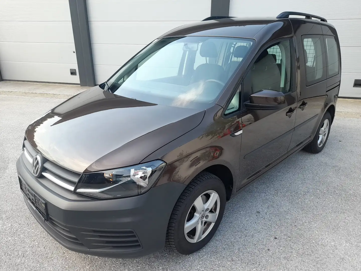 Volkswagen Caddy Trendline 2,0 TDI Braun - 1