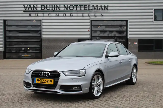 Audi A4 Limousine 2.0 TFSI Sport Edition / S-Line / Schuif