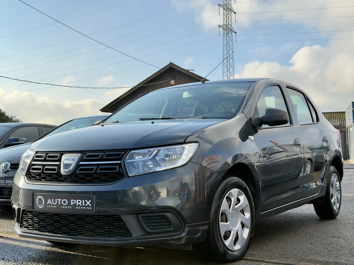 Dacia Logan 1.0i SCe Ambiance Euro 6b Grau - 1