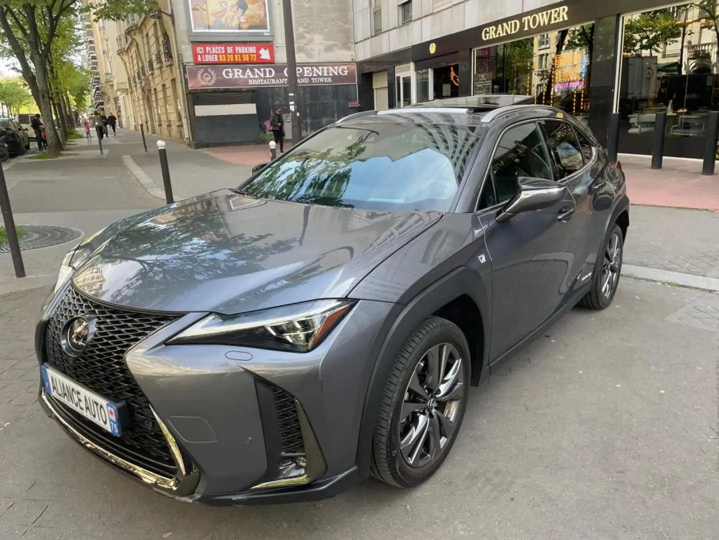 Lexus UX 250h Hybride 4WD F Sport Executive - TO - 04/2019 Gris - 1