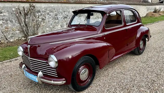 Peugeot a berline 1951