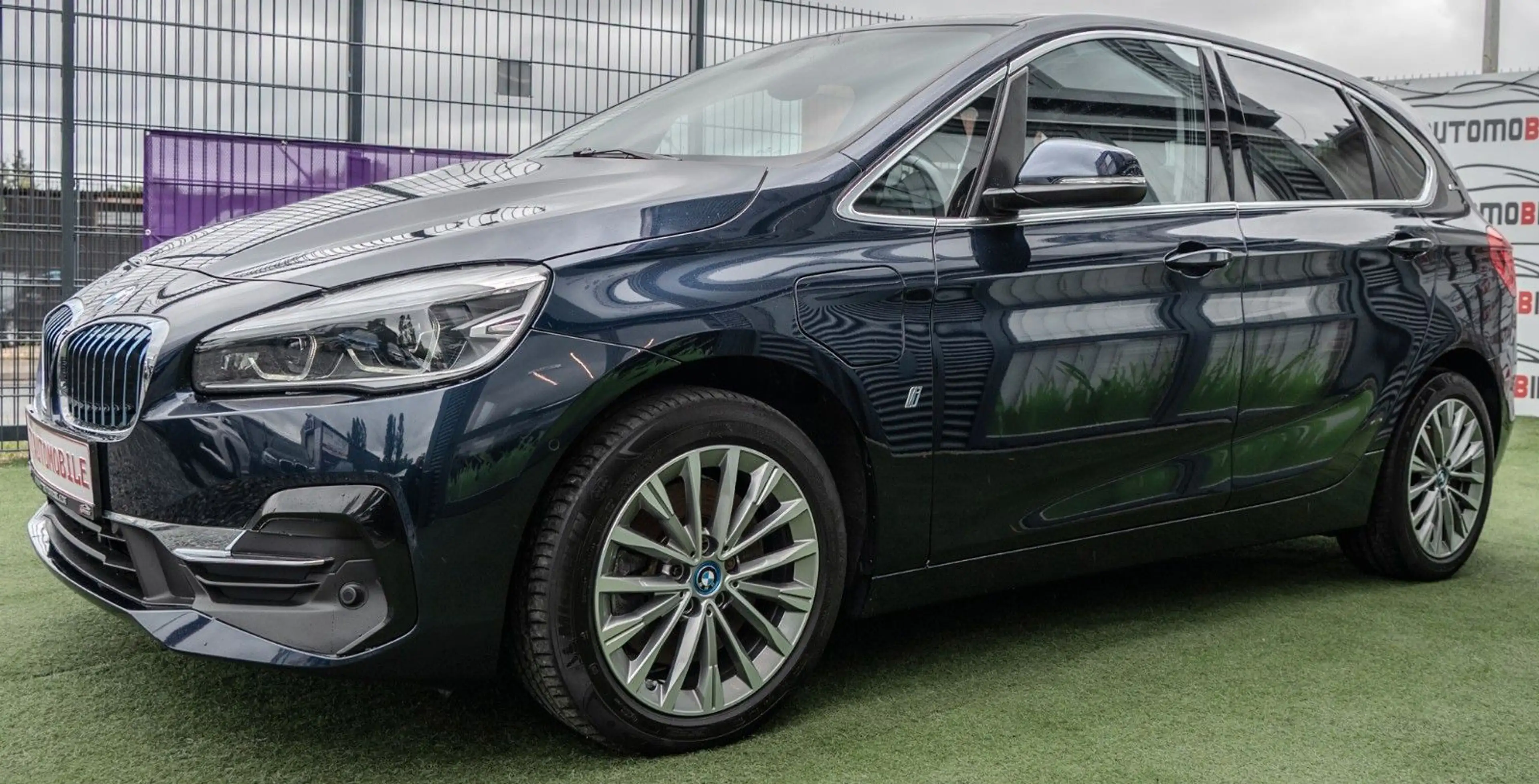 BMW 225 225xe Active Tourer Steptronic Luxury Line|LED| — photo 4