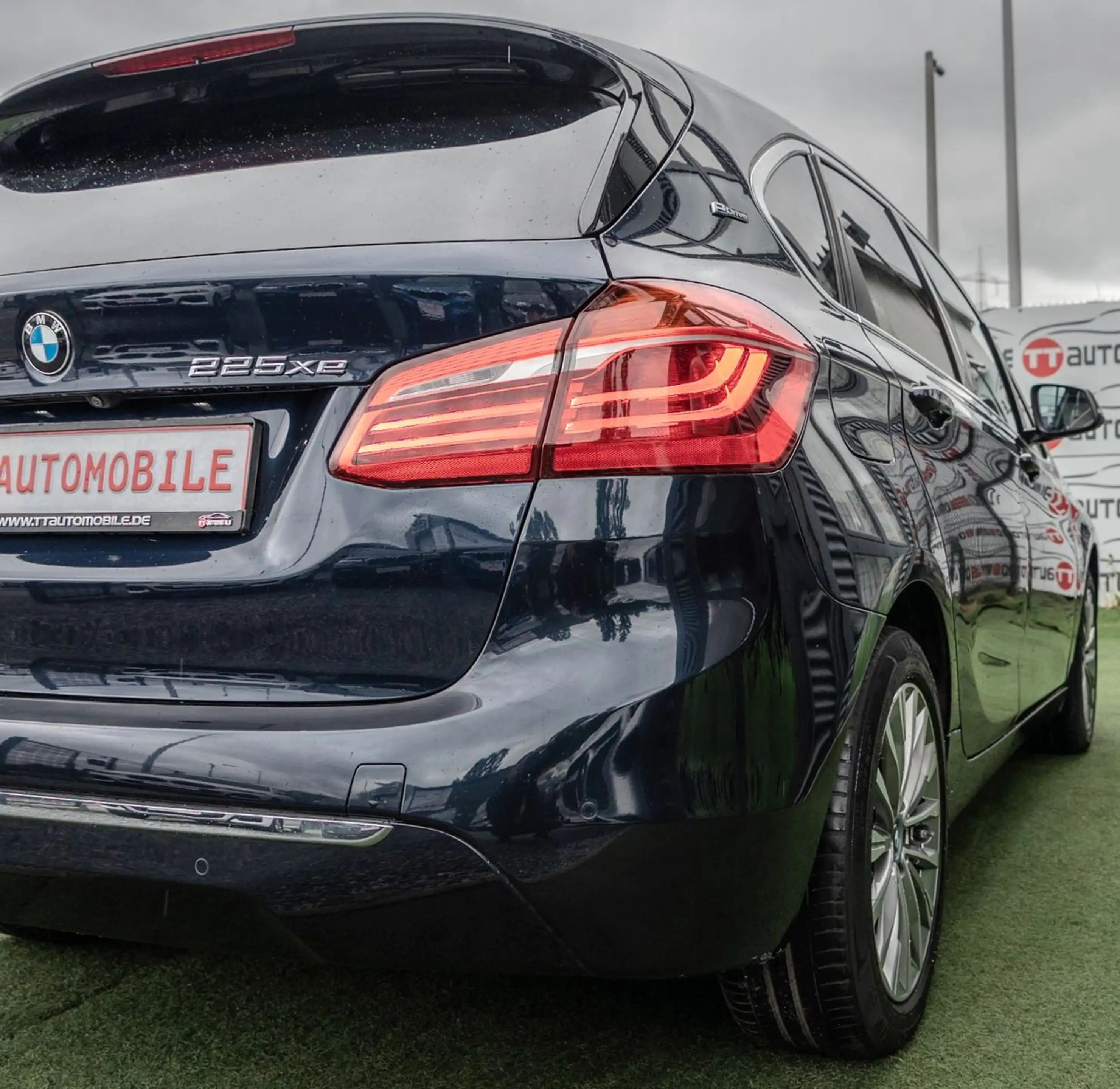 BMW 225 225xe Active Tourer Steptronic Luxury Line|LED| — photo 9