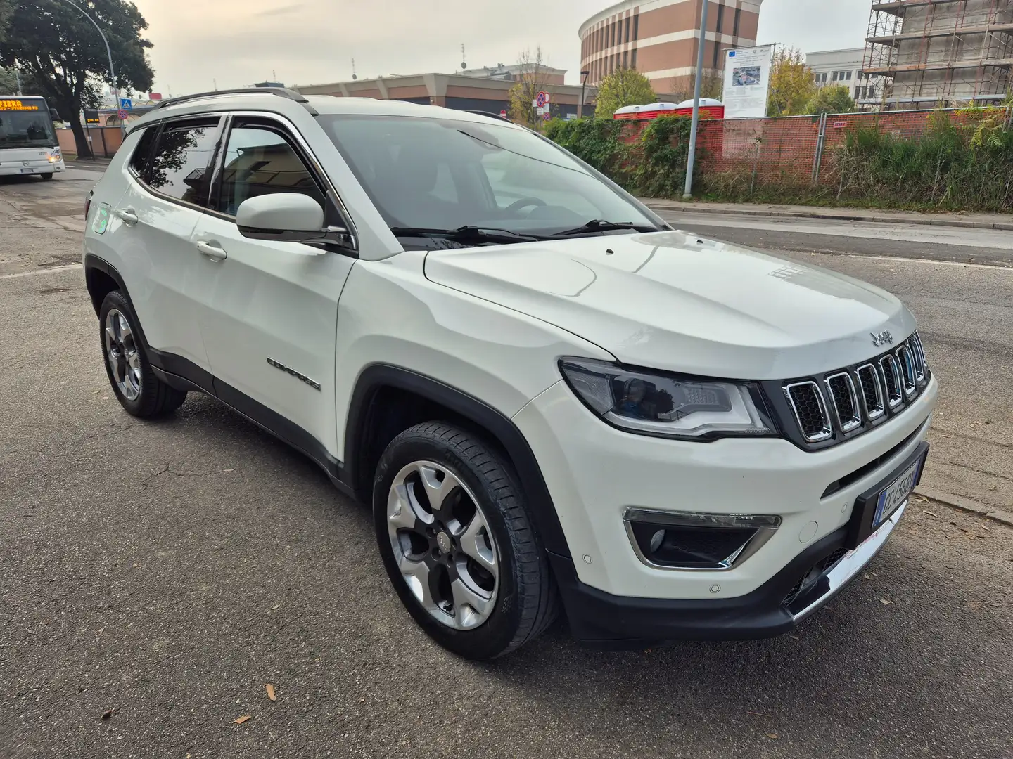 Jeep Compass Compass 2.0 mjt Limited 4wd 140cv auto Bianco - 2