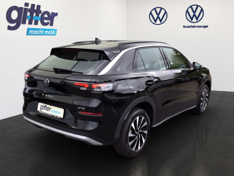 Volkswagen T-Roc 1.5 eTSI 85 kW Life AHK-el. klappb. Navi Digitales — photo 3