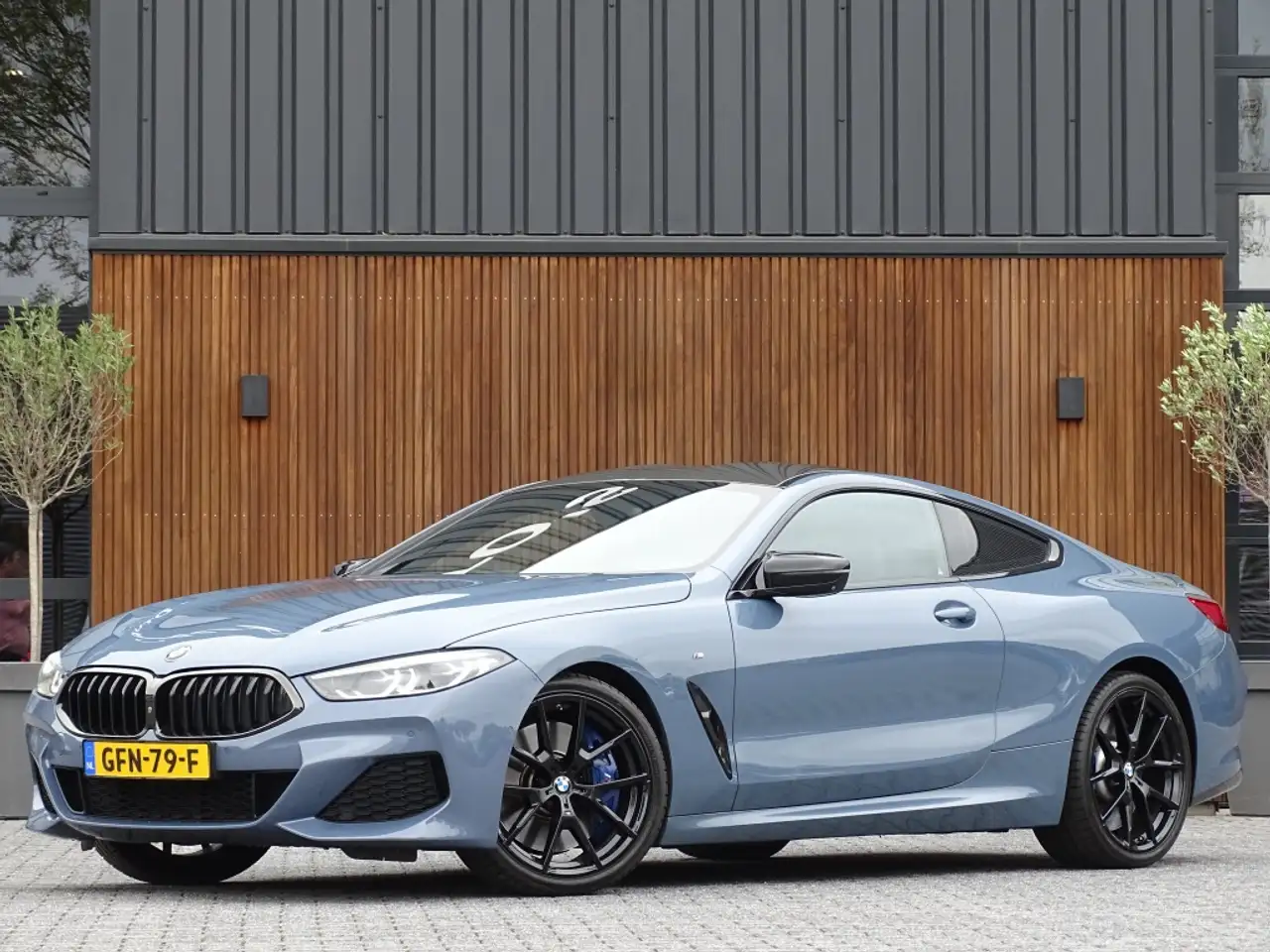 BMW 840