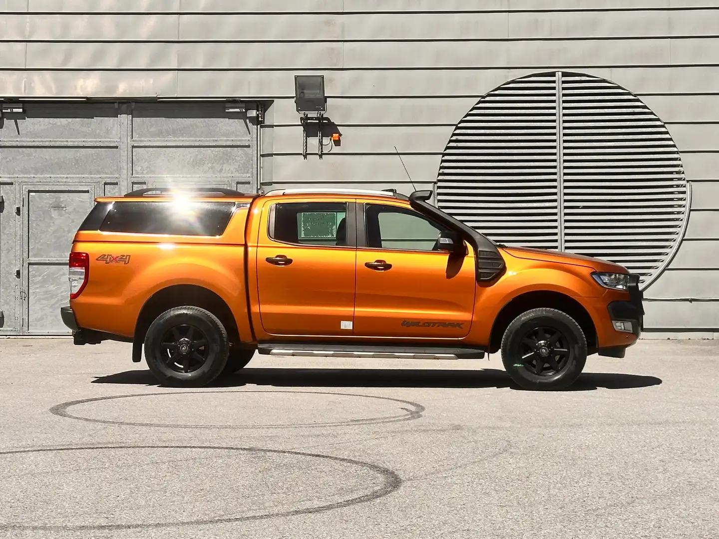Ford Ranger Wildtrak 3.2 Diesel 6G 4x4 / 3,5 t AHK / Offroad / neues Pickerl Orange - 1