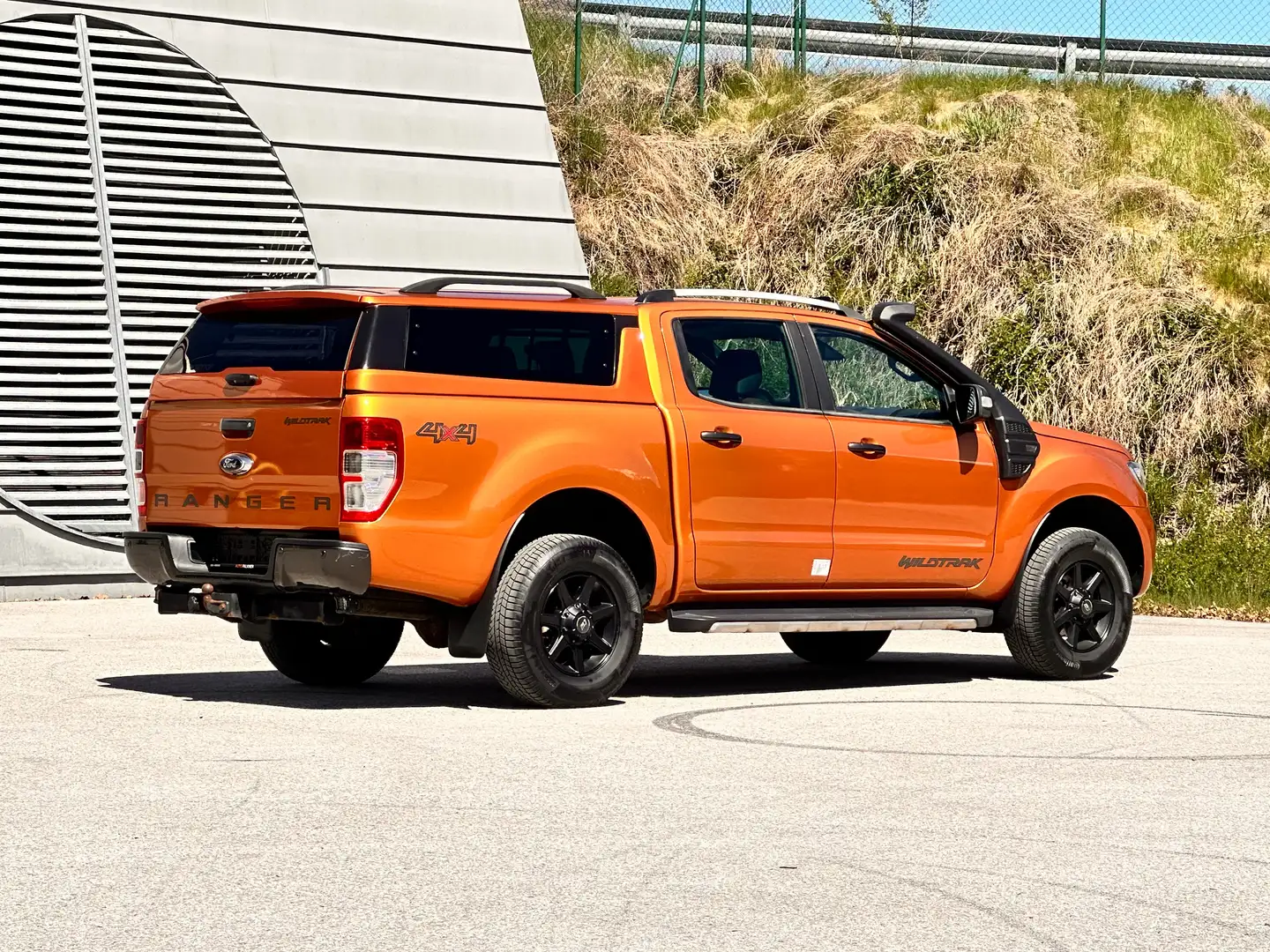 Ford Ranger Wildtrak 3.2 Diesel 6G 4x4 / 3,5 t AHK / Offroad / neues Pickerl Orange - 2